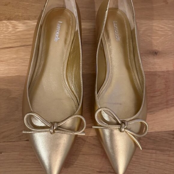 Larroude Gold Metallic Flats with Bow Accent, size 8 - Picture 1 of 4